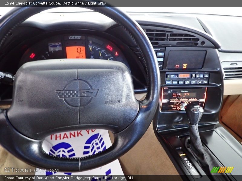 Arctic White / Light Gray 1994 Chevrolet Corvette Coupe