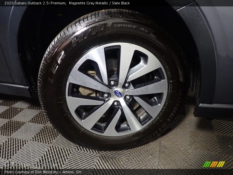 Magnetite Gray Metallic / Slate Black 2020 Subaru Outback 2.5i Premium