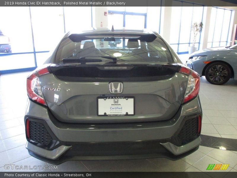 Polished Metal Metallic / Black/Ivory 2019 Honda Civic EX Hatchback