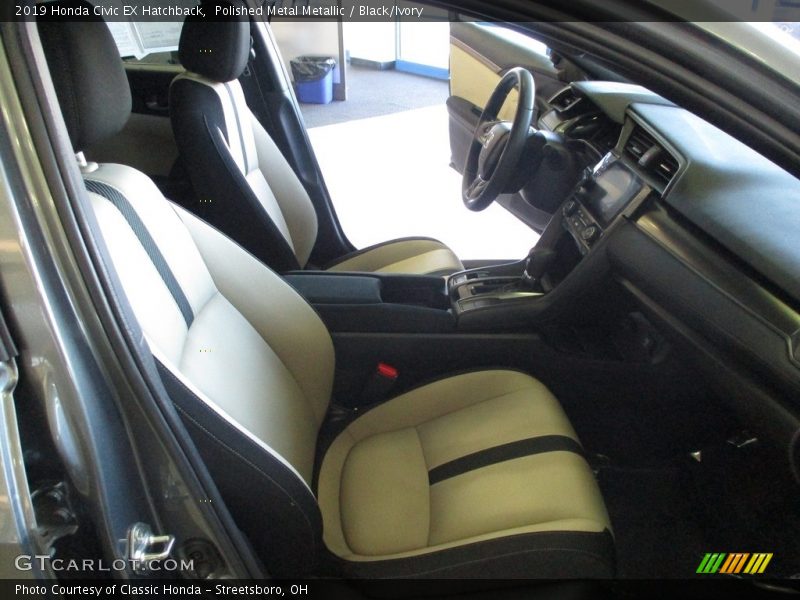 Polished Metal Metallic / Black/Ivory 2019 Honda Civic EX Hatchback