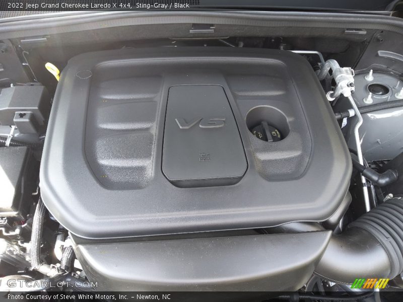 Sting-Gray / Black 2022 Jeep Grand Cherokee Laredo X 4x4