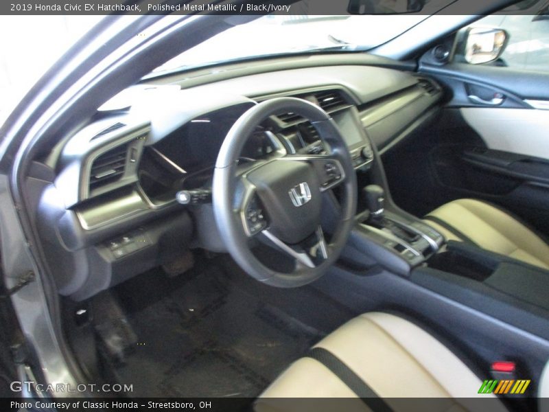 Polished Metal Metallic / Black/Ivory 2019 Honda Civic EX Hatchback