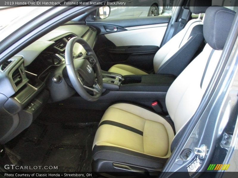 Polished Metal Metallic / Black/Ivory 2019 Honda Civic EX Hatchback