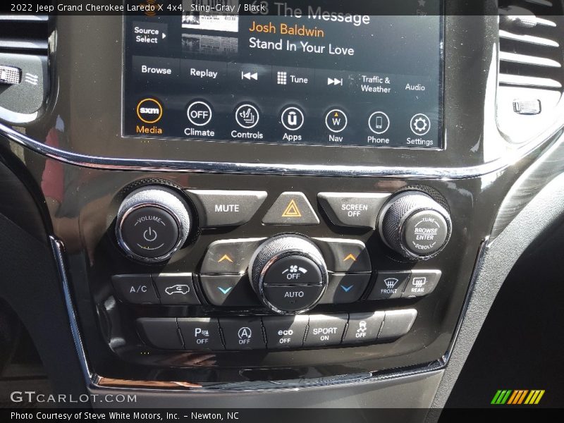 Sting-Gray / Black 2022 Jeep Grand Cherokee Laredo X 4x4