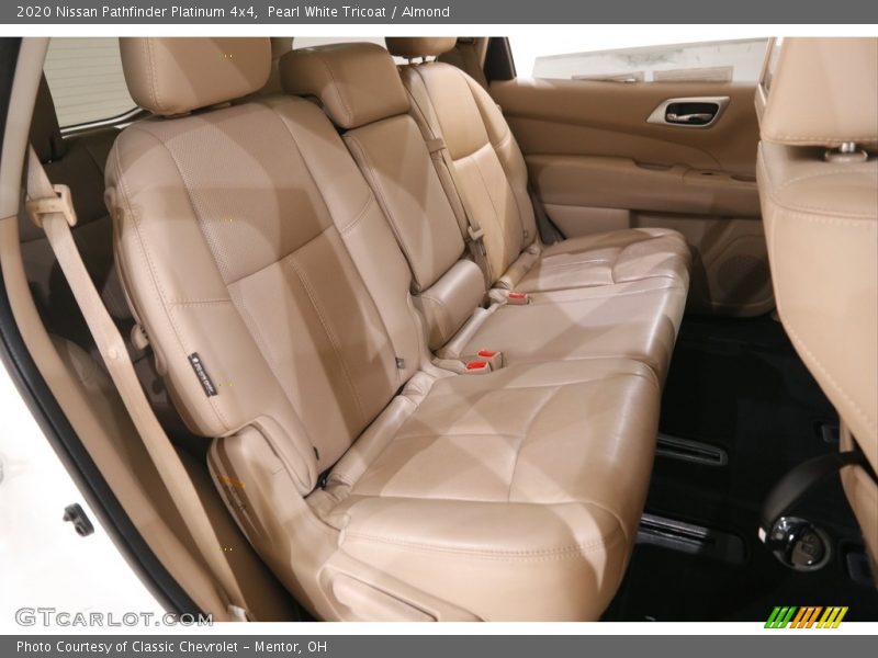 Pearl White Tricoat / Almond 2020 Nissan Pathfinder Platinum 4x4