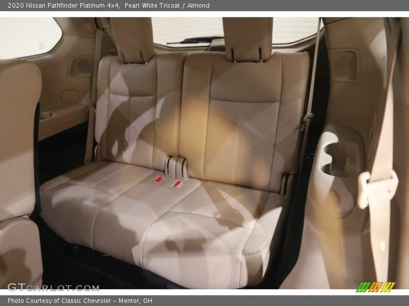 Pearl White Tricoat / Almond 2020 Nissan Pathfinder Platinum 4x4
