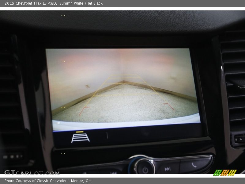 Summit White / Jet Black 2019 Chevrolet Trax LS AWD