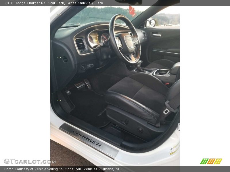 White Knuckle / Black 2018 Dodge Charger R/T Scat Pack