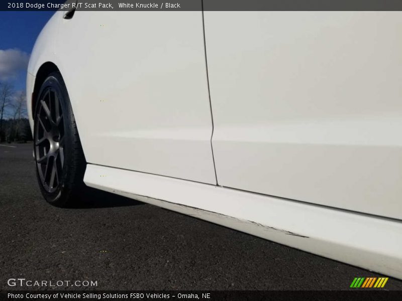 White Knuckle / Black 2018 Dodge Charger R/T Scat Pack