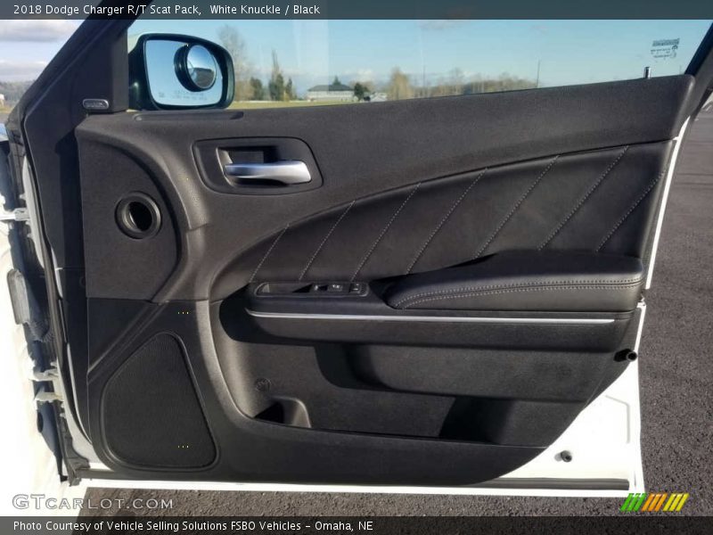 White Knuckle / Black 2018 Dodge Charger R/T Scat Pack