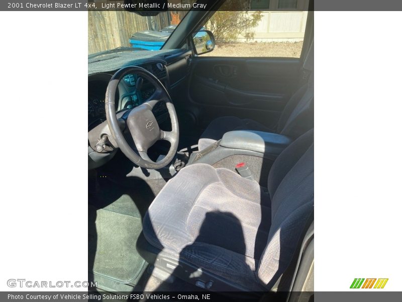 Light Pewter Metallic / Medium Gray 2001 Chevrolet Blazer LT 4x4