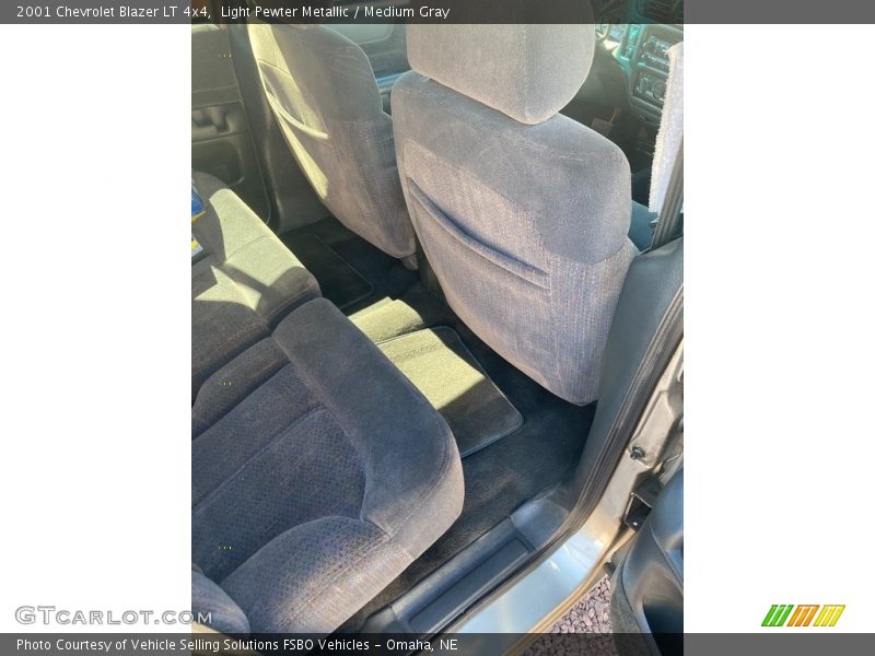 Light Pewter Metallic / Medium Gray 2001 Chevrolet Blazer LT 4x4