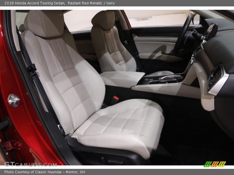 Radiant Red Metallic / Ivory 2018 Honda Accord Touring Sedan