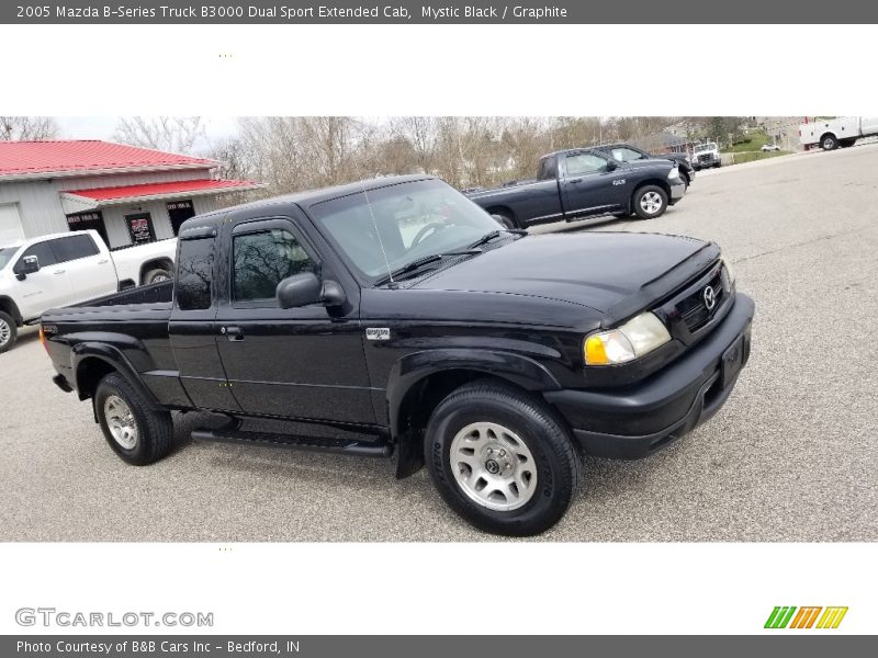 Front 3/4 View of 2005 B-Series Truck B3000 Dual Sport Extended Cab