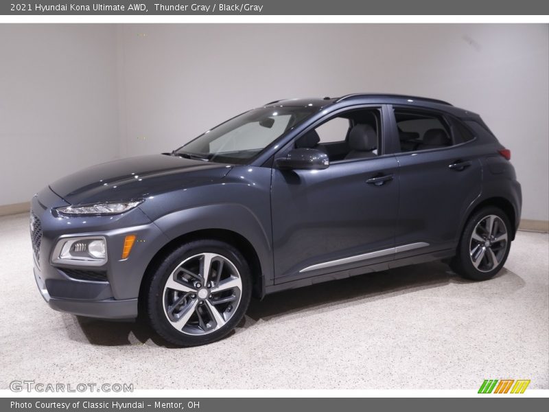 Front 3/4 View of 2021 Kona Ultimate AWD