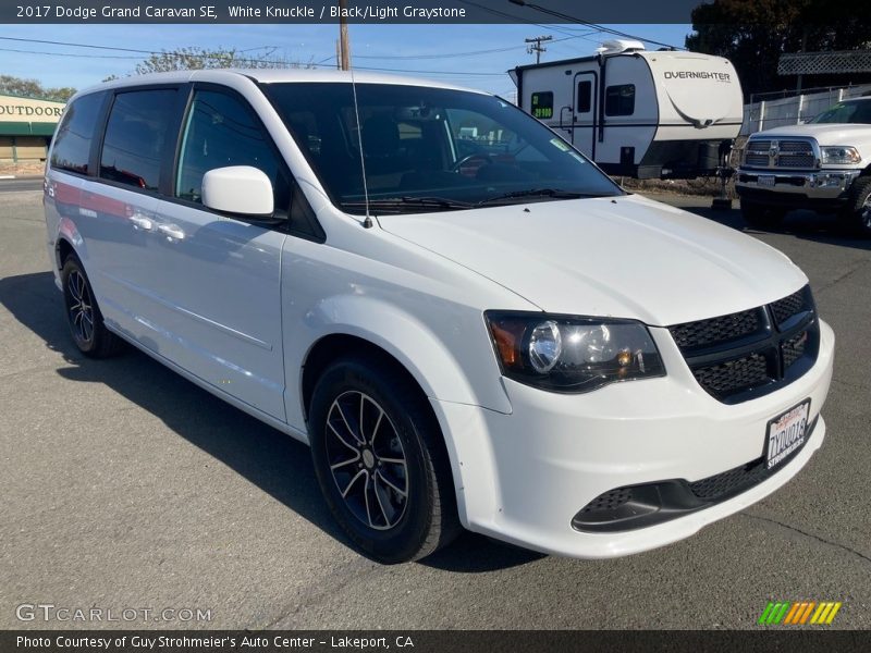 White Knuckle / Black/Light Graystone 2017 Dodge Grand Caravan SE