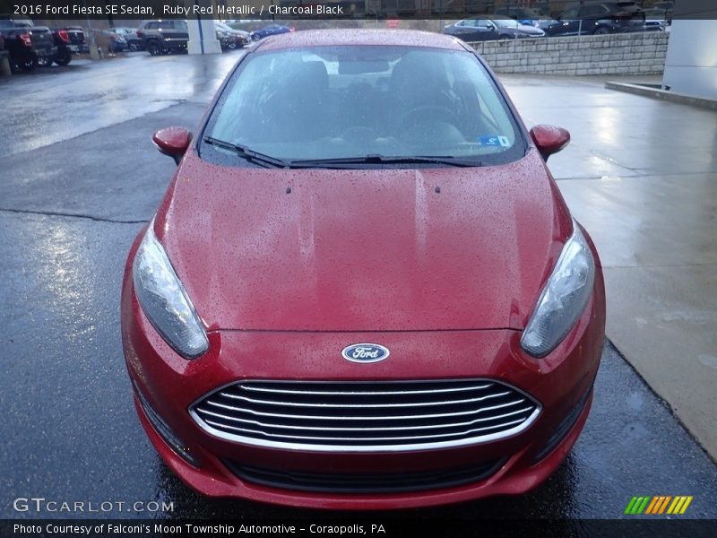 Ruby Red Metallic / Charcoal Black 2016 Ford Fiesta SE Sedan