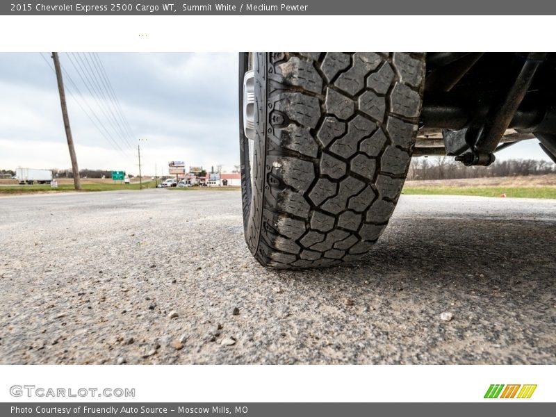 Summit White / Medium Pewter 2015 Chevrolet Express 2500 Cargo WT