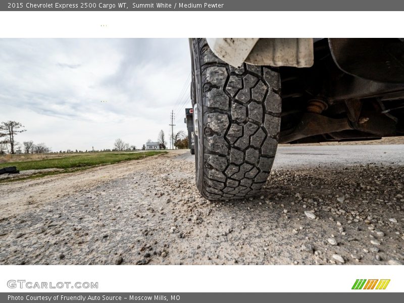 Summit White / Medium Pewter 2015 Chevrolet Express 2500 Cargo WT