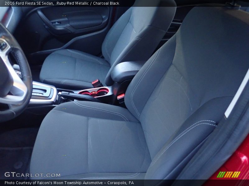 Ruby Red Metallic / Charcoal Black 2016 Ford Fiesta SE Sedan