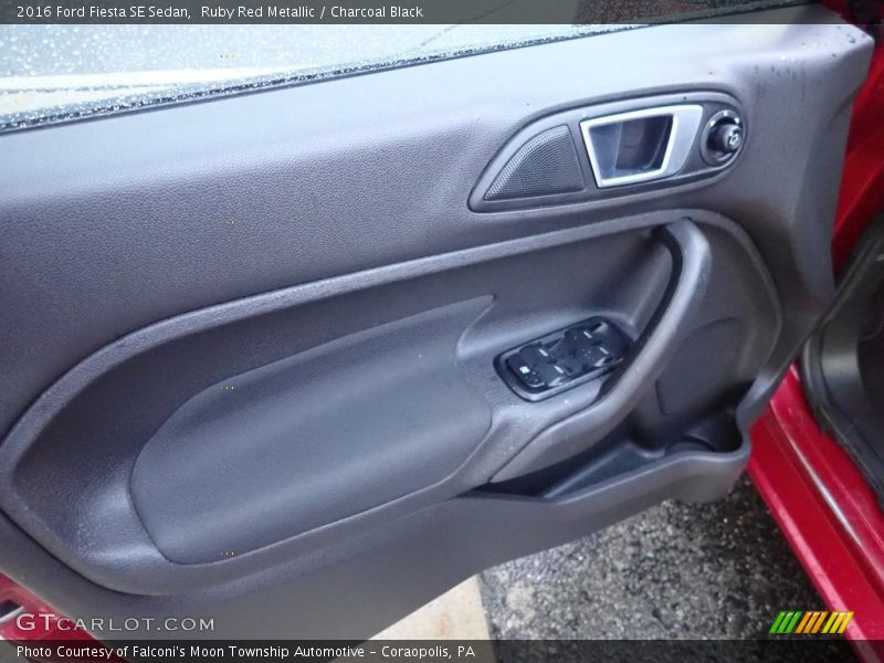 Ruby Red Metallic / Charcoal Black 2016 Ford Fiesta SE Sedan