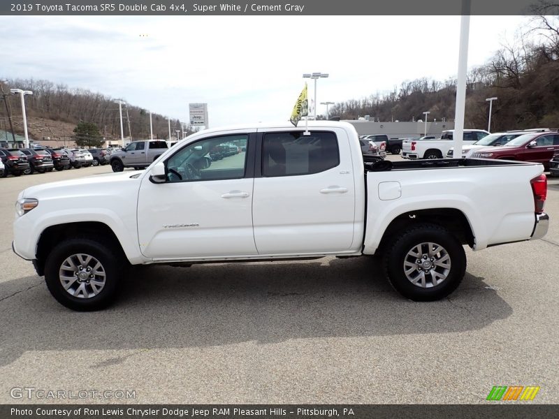Super White / Cement Gray 2019 Toyota Tacoma SR5 Double Cab 4x4