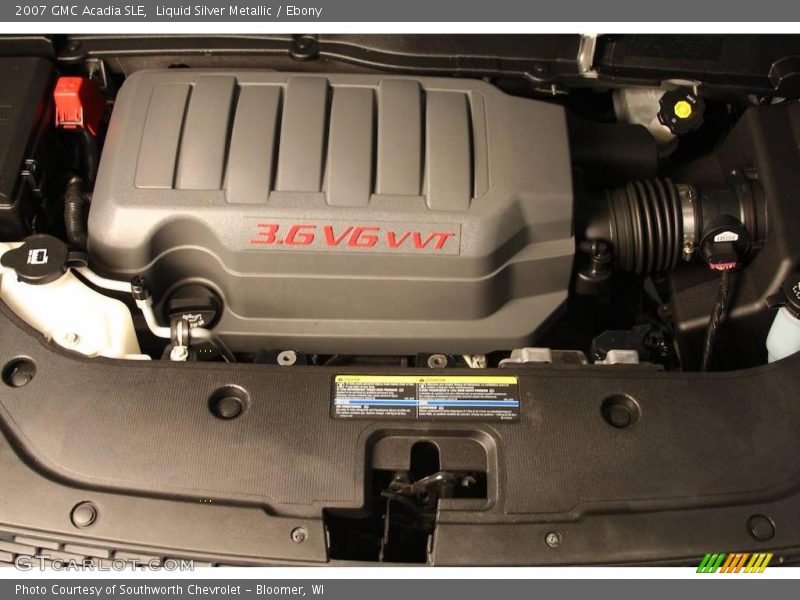Liquid Silver Metallic / Ebony 2007 GMC Acadia SLE