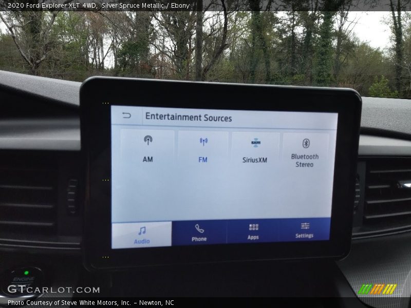 Silver Spruce Metallic / Ebony 2020 Ford Explorer XLT 4WD