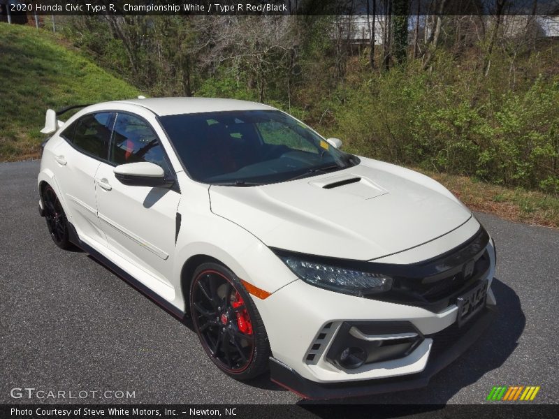 Front 3/4 View of 2020 Civic Type R