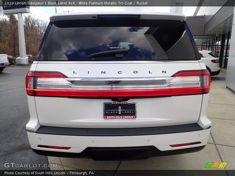 White Platinum Metallic Tri-Coat / Russet 2019 Lincoln Navigator L Black Label 4x4