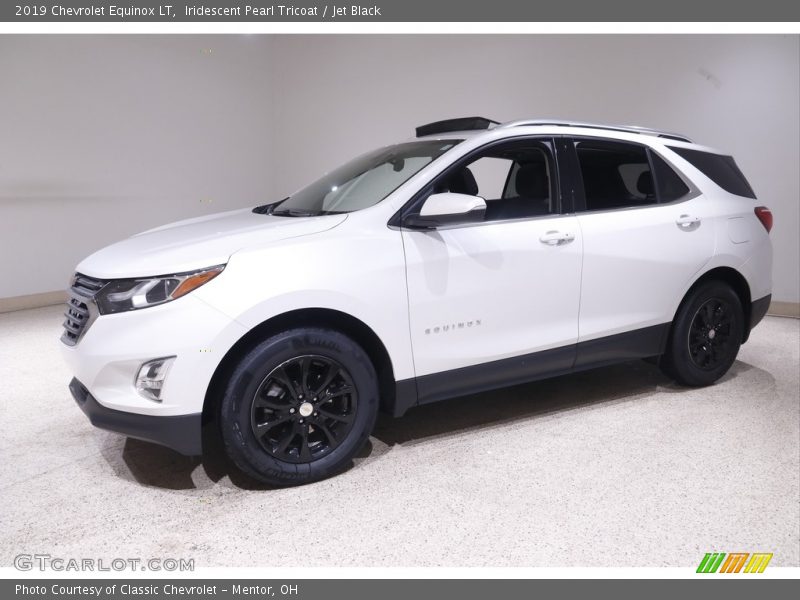 Iridescent Pearl Tricoat / Jet Black 2019 Chevrolet Equinox LT
