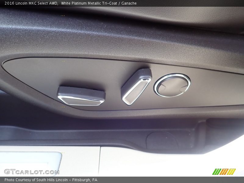 White Platinum Metallic Tri-Coat / Ganache 2016 Lincoln MKC Select AWD