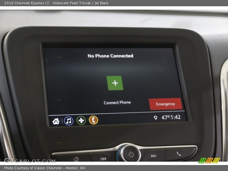 Iridescent Pearl Tricoat / Jet Black 2019 Chevrolet Equinox LT