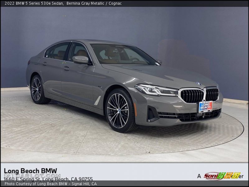 Bernina Gray Metallic / Cognac 2022 BMW 5 Series 530e Sedan