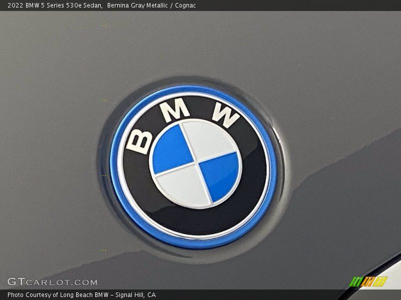  2022 5 Series 530e Sedan 530e Sedan Gauges