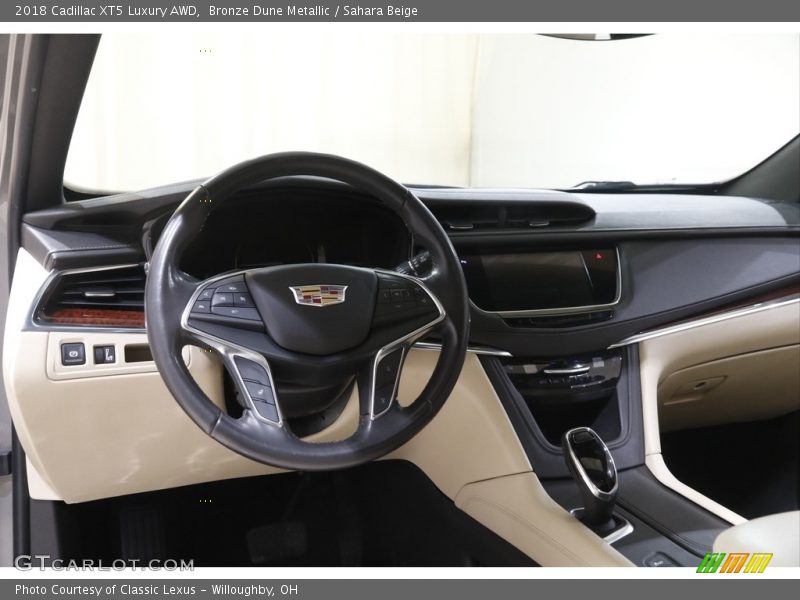 Bronze Dune Metallic / Sahara Beige 2018 Cadillac XT5 Luxury AWD