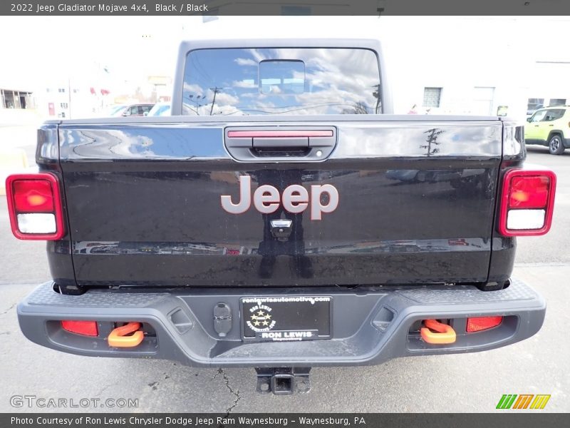 Black / Black 2022 Jeep Gladiator Mojave 4x4
