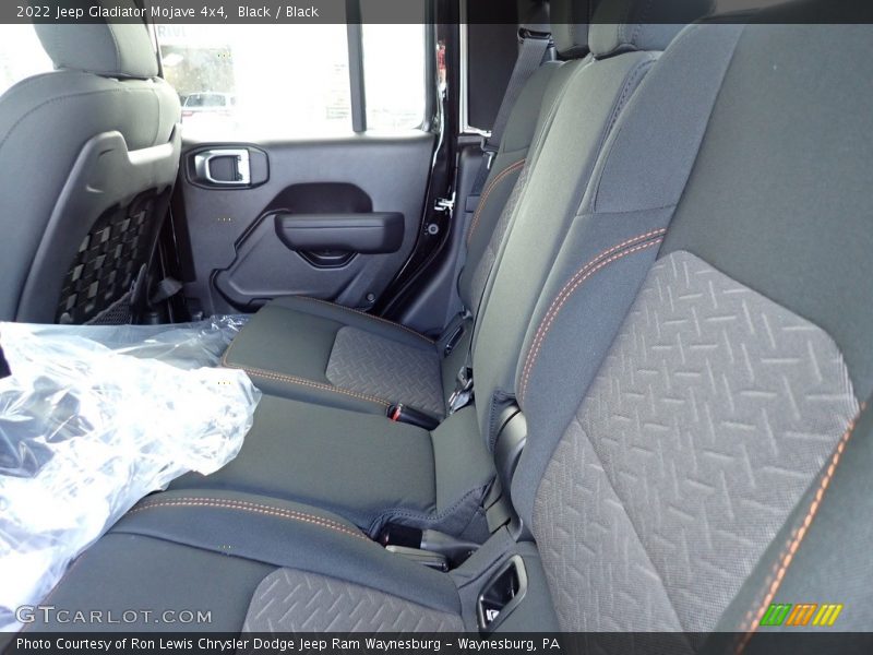 Black / Black 2022 Jeep Gladiator Mojave 4x4