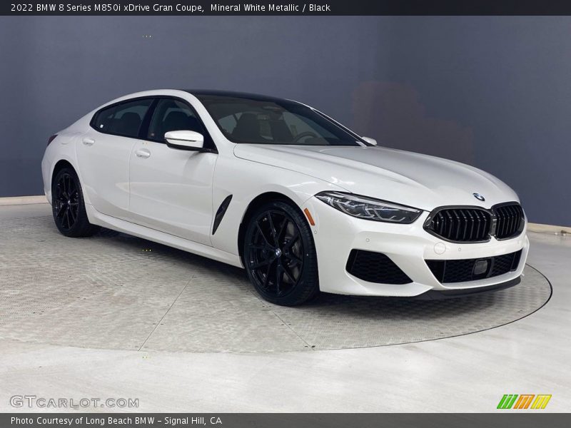 Front 3/4 View of 2022 8 Series M850i xDrive Gran Coupe