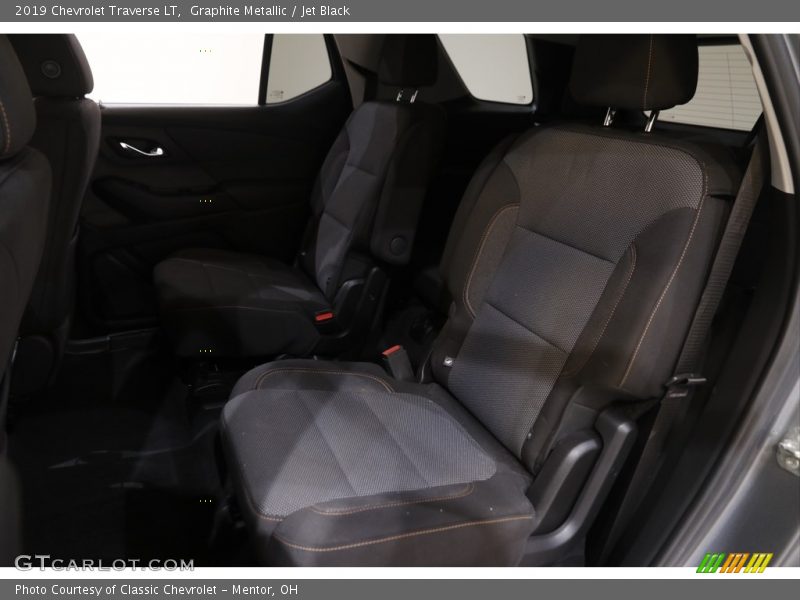 Graphite Metallic / Jet Black 2019 Chevrolet Traverse LT