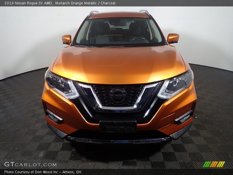 Monarch Orange Metallic / Charcoal 2019 Nissan Rogue SV AWD