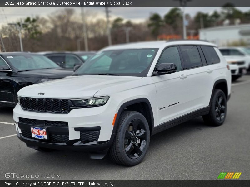 Bright White / Global Black 2022 Jeep Grand Cherokee L Laredo 4x4