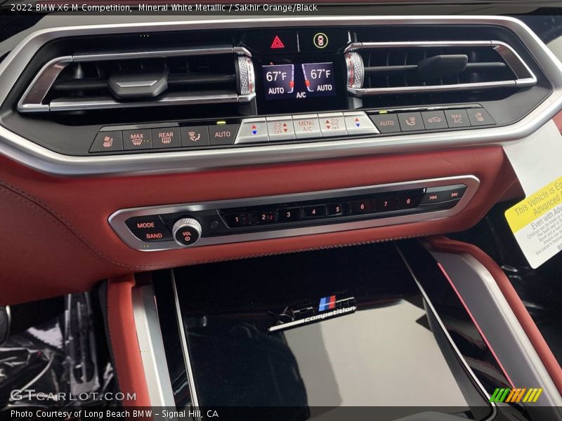 Controls of 2022 X6 M Competition