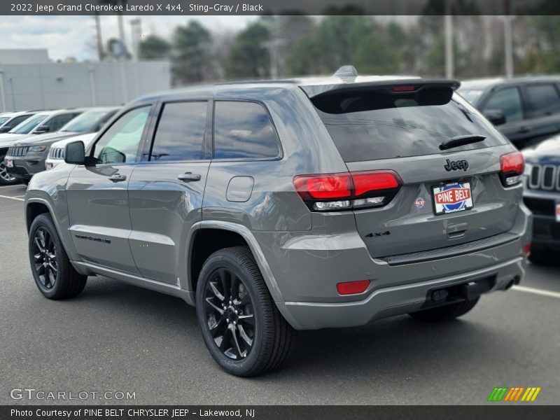 Sting-Gray / Black 2022 Jeep Grand Cherokee Laredo X 4x4