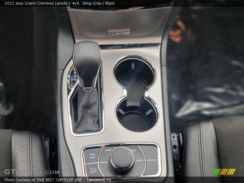 Sting-Gray / Black 2022 Jeep Grand Cherokee Laredo X 4x4