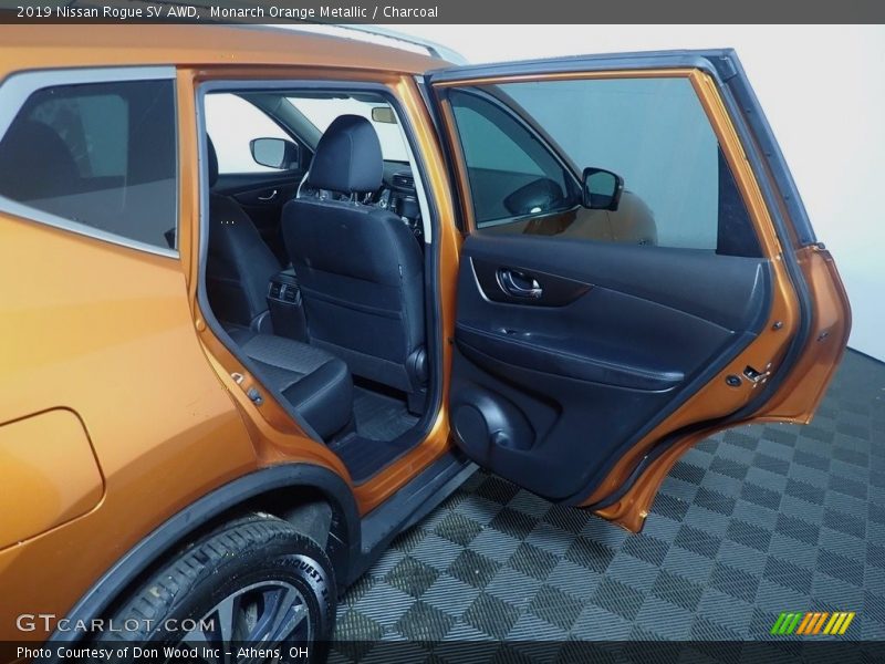Monarch Orange Metallic / Charcoal 2019 Nissan Rogue SV AWD