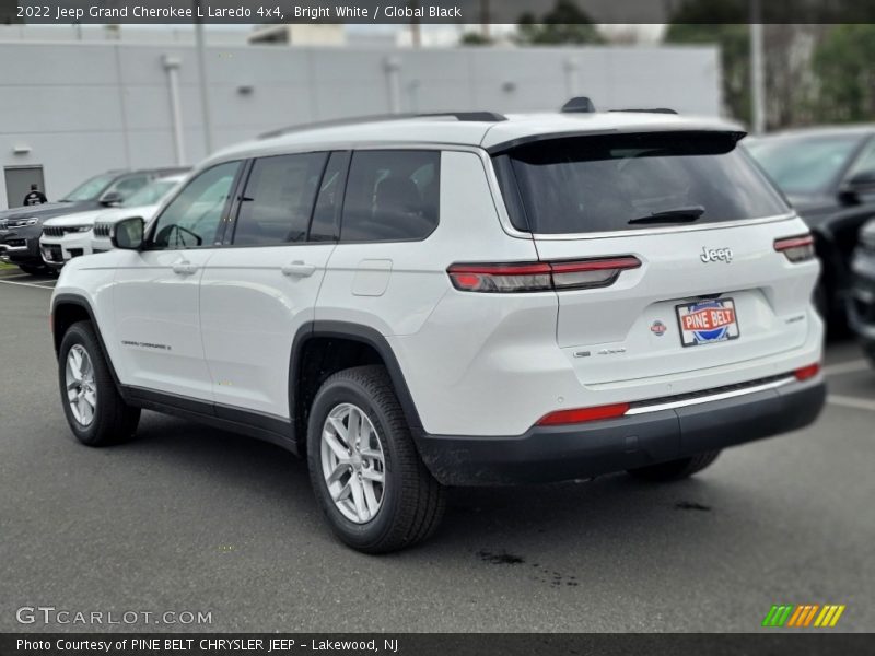 Bright White / Global Black 2022 Jeep Grand Cherokee L Laredo 4x4