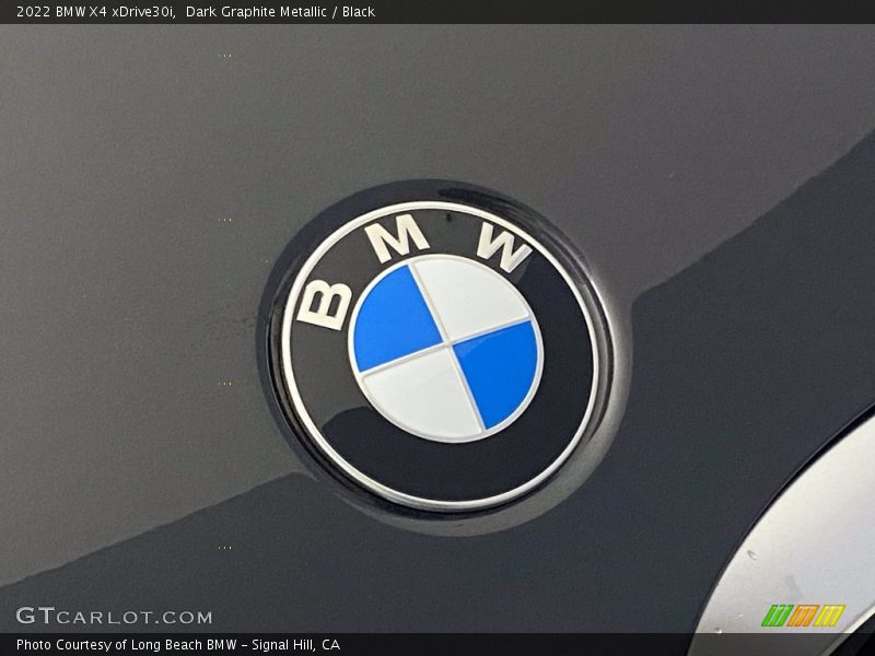  2022 X4 xDrive30i Logo