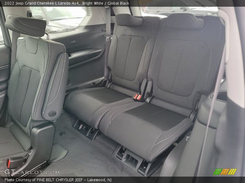 Bright White / Global Black 2022 Jeep Grand Cherokee L Laredo 4x4