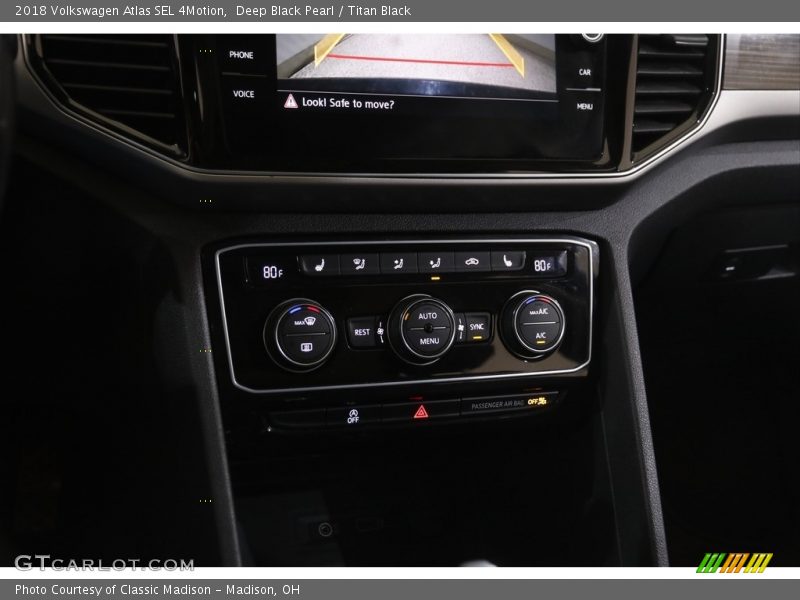 Deep Black Pearl / Titan Black 2018 Volkswagen Atlas SEL 4Motion